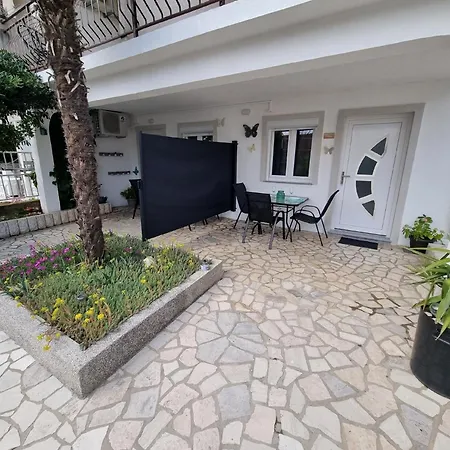 Ferienwohnung Fur 3 Personen Ca 35 Qm In Crikvenica, Kvarner Bucht Und Umgebung - B61919 *